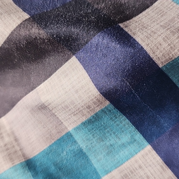 L Swimshorts size 2t - Picture 4 of 6